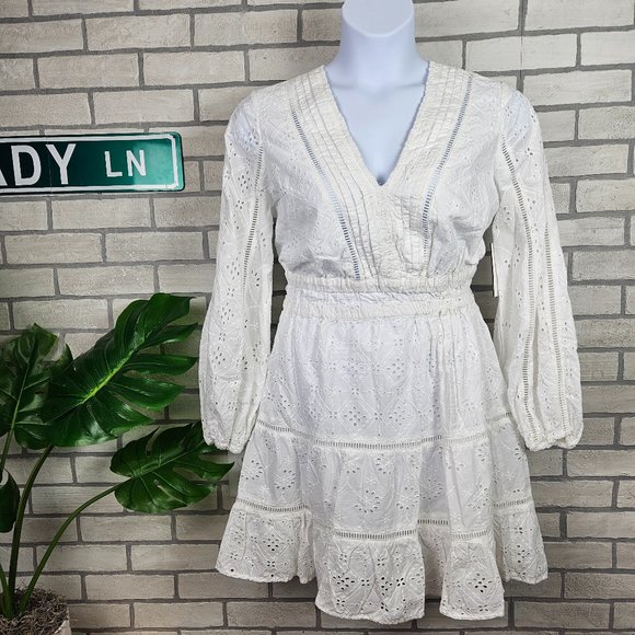 NWT GUESS White Eyelet Long Sleeve Mini Dress Size L - Picture 3 of 10